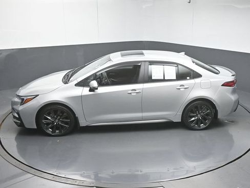 Used 2025 Toyota Corolla XSE FWD image 43