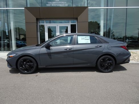 New 2026 Hyundai Elantra Sport FWD image 2