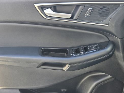 Used 2017 Ford Edge SEL w/ Equipment Group 201A image 28
