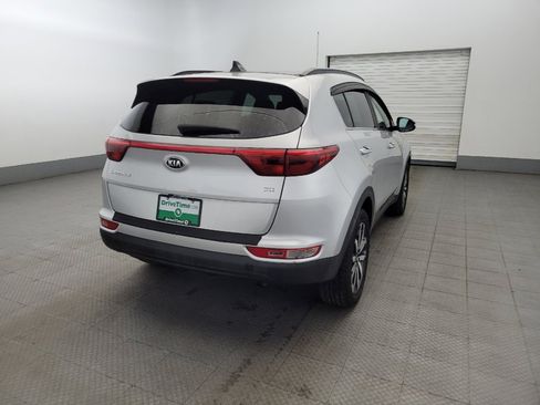 Used 2018 Kia Sportage EX w/ EX Premium Package image 7