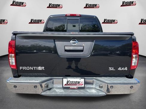 Used 2019 Nissan Frontier SL AWD/4WD image 6
