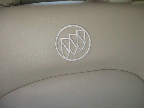 Used 2004 Buick Le Sabre Limited w/ Celebration Edition Package FWD image 24