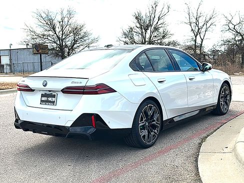 New 2026 BMW 550e xDrive AWD/4WD image 8