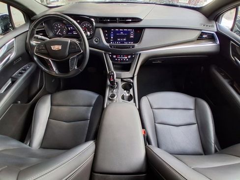 Used 2022 Cadillac XT5 Premium Luxury w/ Technology Package image 7
