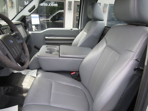 Used 2014 Ford F250 XL w/ XL Value Package AWD/4WD image 7