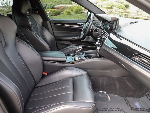 Used 2019 BMW M5 w/ Executive Package image 26