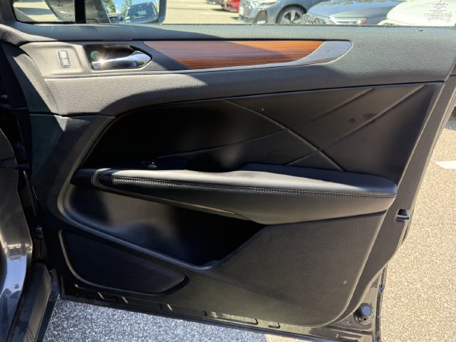 Used 2019 Lincoln MKC Reserve AWD/4WD image 26