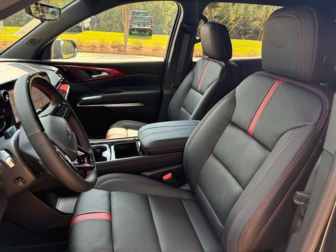 New 2026 Chevrolet Traverse RS image 24