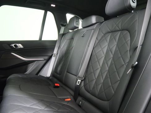 Certified 2025 BMW X5 sDrive40i w/ Premium Package image 16