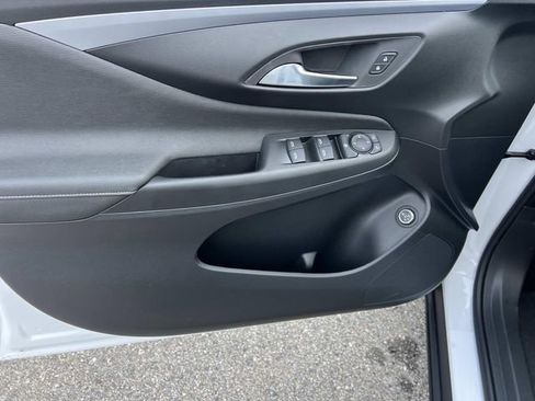 Used 2026 Buick Envista Preferred w/ Convenience I Package image 14