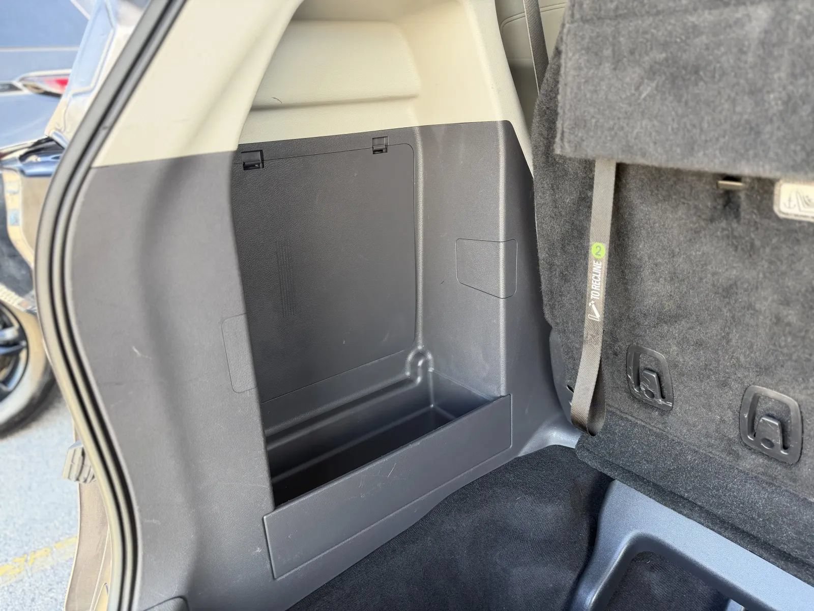 Used 2022 Toyota Sienna XLE FWD image 42