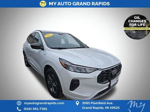 Used 2023 Ford Escape ST-Line w/ Tech Pack #1 image 1