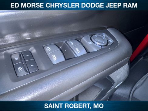 Used 2023 Chevrolet Suburban LT image 24