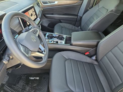 New 2026 Volkswagen Atlas SEL image 11