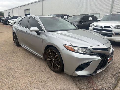 Used 2019 Toyota Camry XSE w/ Driver Assist Package image 3