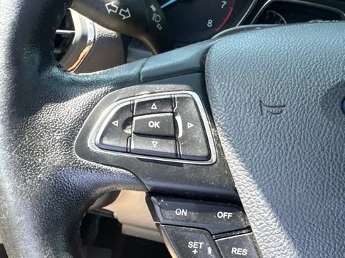 Used 2018 Ford Escape SEL AWD/4WD image 18