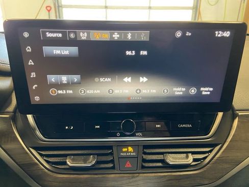 Certified 2023 Nissan Altima 2.5 SV w/ SV Premium Package image 18