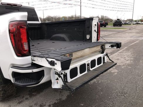 Used 2022 GMC Sierra 3500 AT4 w/ AT4 Preferred Package AWD/4WD image 33