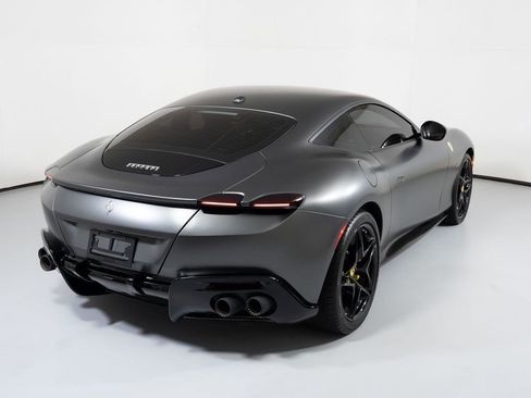 Used 2024 Ferrari Roma image 2