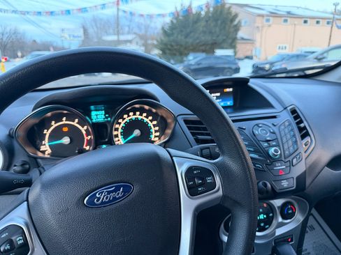 Used 2019 Ford Fiesta SE w/ Cold Weather Package image 28