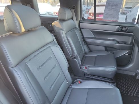 Used 2024 Hyundai Santa Fe Calligraphy image 22