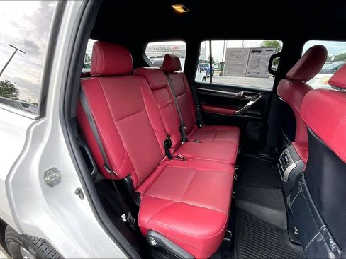 Used 2022 Lexus GX 460 Premium w/ Premium Package AWD/4WD image 27