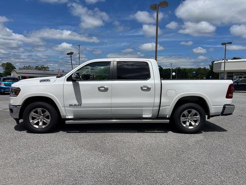 Used 2022 RAM 1500 Laramie AWD/4WD image 2