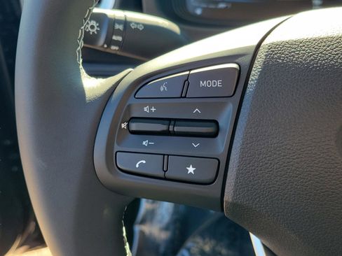 New 2026 Hyundai Venue SEL image 24