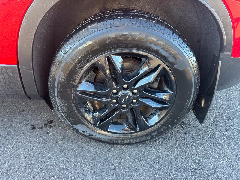 Used 2019 Chevrolet Blazer LT FWD image 16