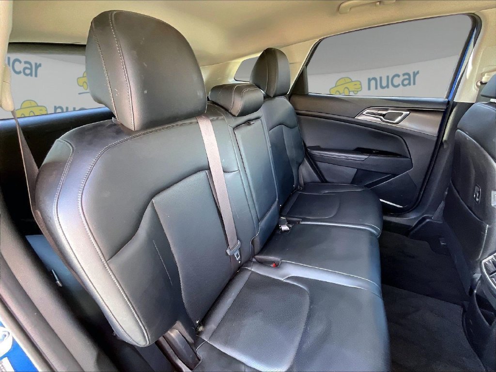 Used 2023 Kia Sportage EX AWD/4WD image 15