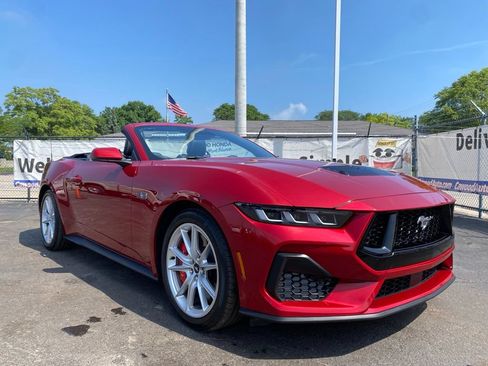 Used 2024 Ford Mustang GT Premium RWD image 33