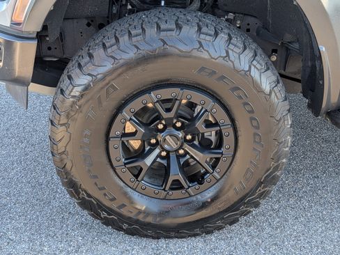 Used 2023 Ford F150 Raptor w/ Raptor 37 Performance Package image 13