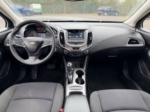 Used 2016 Chevrolet Cruze LT w/ Convenience Package image 20