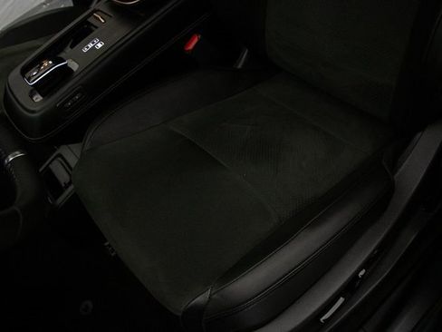 Used 2024 Nissan Ariya FWD image 28