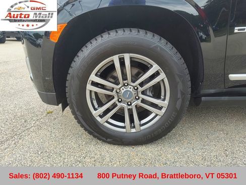 Used 2021 GMC Yukon XL Denali w/ Denali Premium Package AWD/4WD image 28