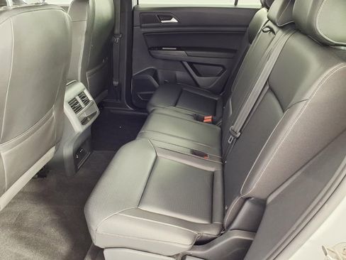 Used 2020 Volkswagen Atlas Cross Sport SEL w/ Cross Sport MDO Package FWD image 9
