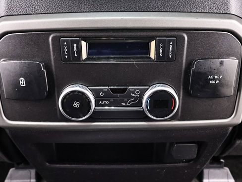 Certified 2019 Ford Expedition XLT w/ Equipment Group 202A image 15