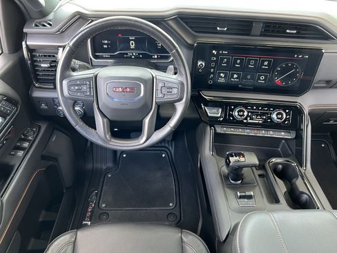 Used 2023 GMC Sierra 1500 AT4 w/ AT4 Premium Package AWD/4WD image 31