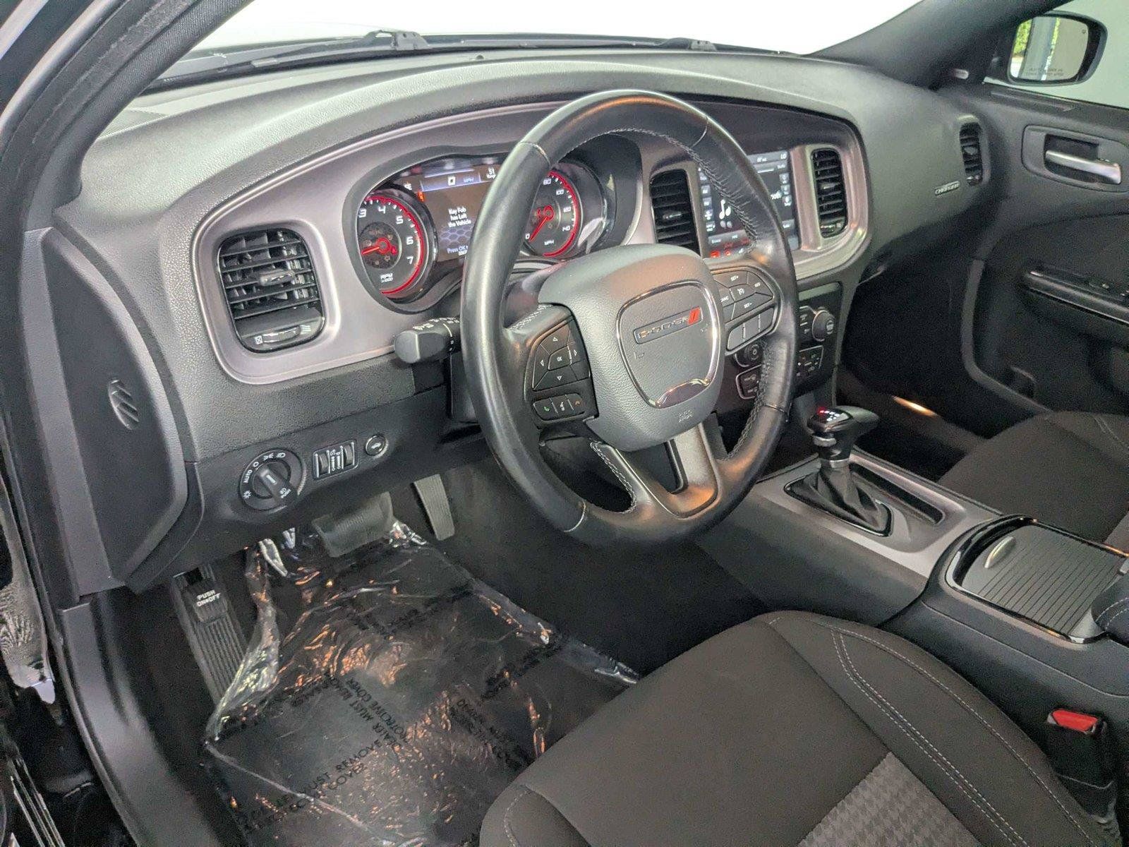 Used 2023 Dodge Charger SXT w/ Blacktop Package AWD/4WD image 12