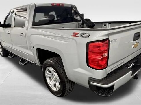 Used 2018 Chevrolet Silverado 1500 LT w/ All Star Edition image 6