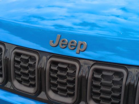 New 2026 Jeep Compass Latitude image 23
