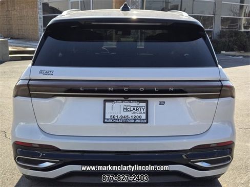 New 2026 Lincoln Nautilus Reserve image 11