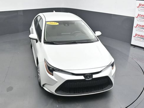 Used 2022 Toyota Corolla LE FWD image 25