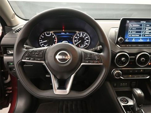 Used 2024 Nissan Sentra SV image 6