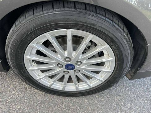 Used 2015 Ford C-MAX Energi SEL FWD image 25