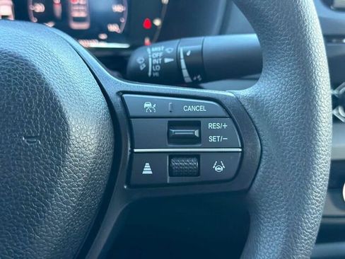 Used 2025 Honda Accord LX image 28