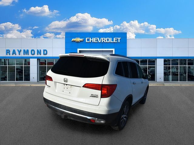 Used 2017 Honda Pilot Elite image 3