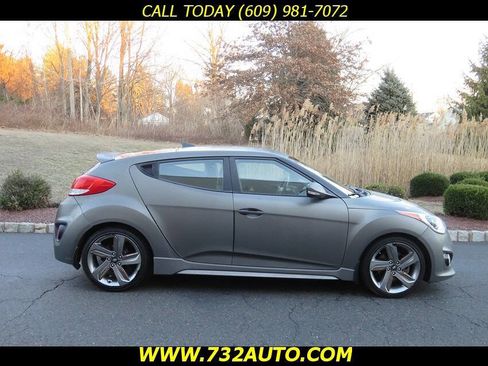 Used 2015 Hyundai Veloster Turbo image 4