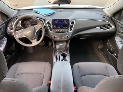 Used 2024 Chevrolet Malibu LT image 46