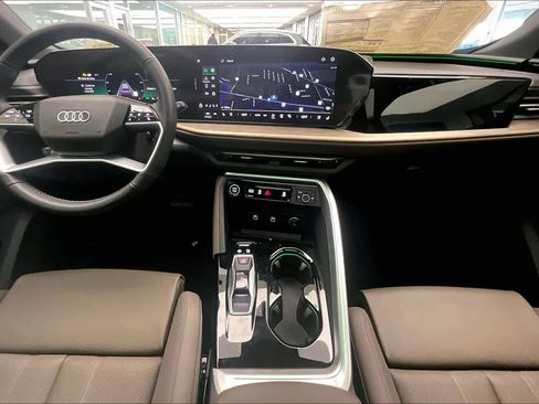 Used 2025 Audi Q5 Premium Plus image 16